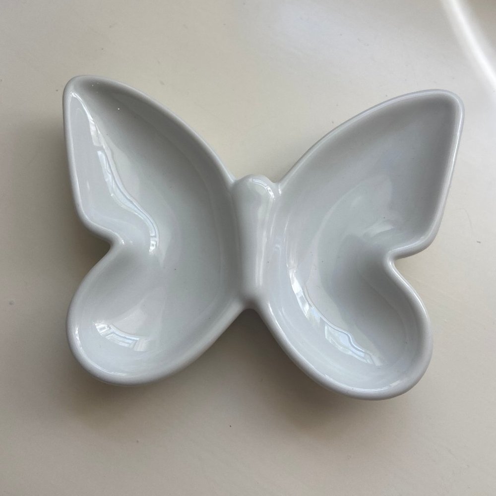 White Ceramic Butterfly Trinket